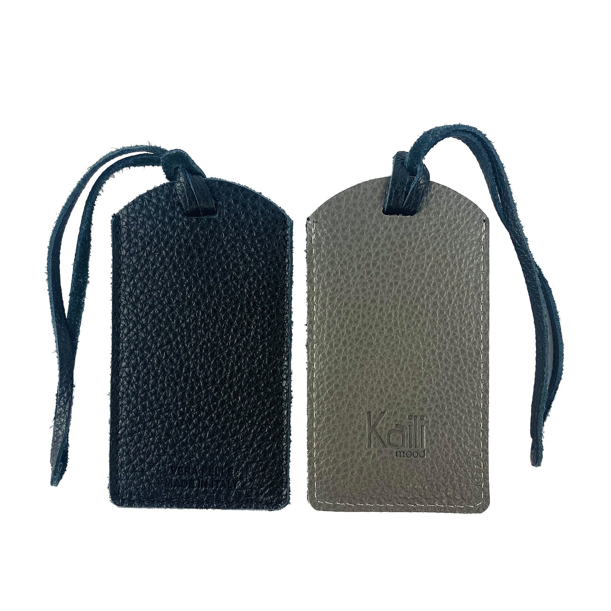 K0041AFB | Targhetta bagaglio Bicolore Made in Italy in Vera Pelle pieno fiore, grana dollaro - Colore Nero/Grigio - Dimensioni: cm 6,5 x 12 - Confezione: Gift Box rigido fondo/coperchio-0