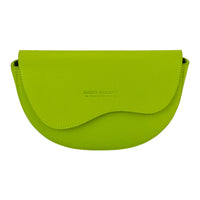 RB1027AD  | Borsa Donna a Bandoliera stondata in Vera Pelle Made in Italy. Tracolla removibile e regolabile in pelle. Accessori Nickel Lucido - Colore Lime - Dimensioni: cm 25 x 15 x 9-1